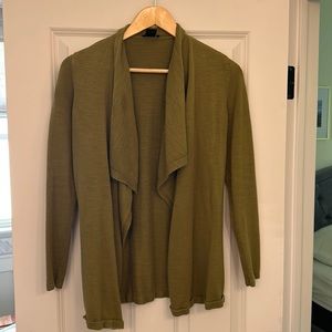 Ann Taylor green cardigan sweater